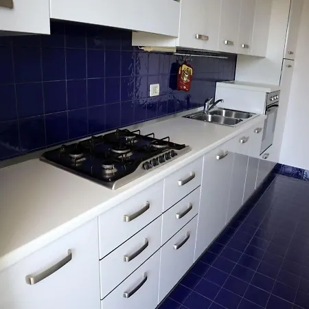For 6 People With Three Large Terraces Facing The Seaside Apartamento Lignano Sabbiadoro